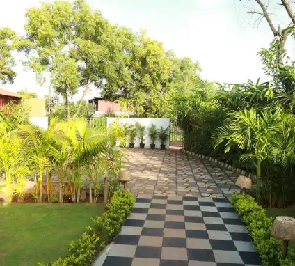 GRACIAS CAFE & RESORT MORJIM