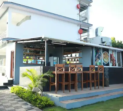 GRACIAS CAFE & RESORT MORJIM