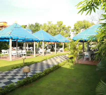 GRACIAS CAFE & RESORT MORJIM