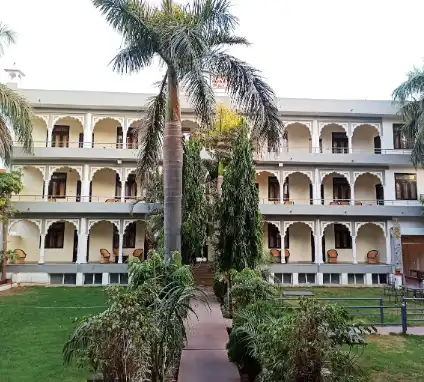 Hotel Ananta Palace