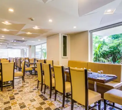 Hotel Regent Laguna