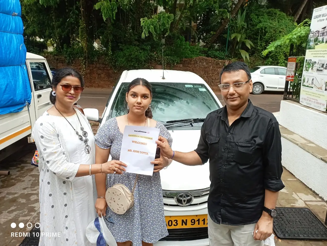 Happy family Goa trip welcome by Vacationum travel team.